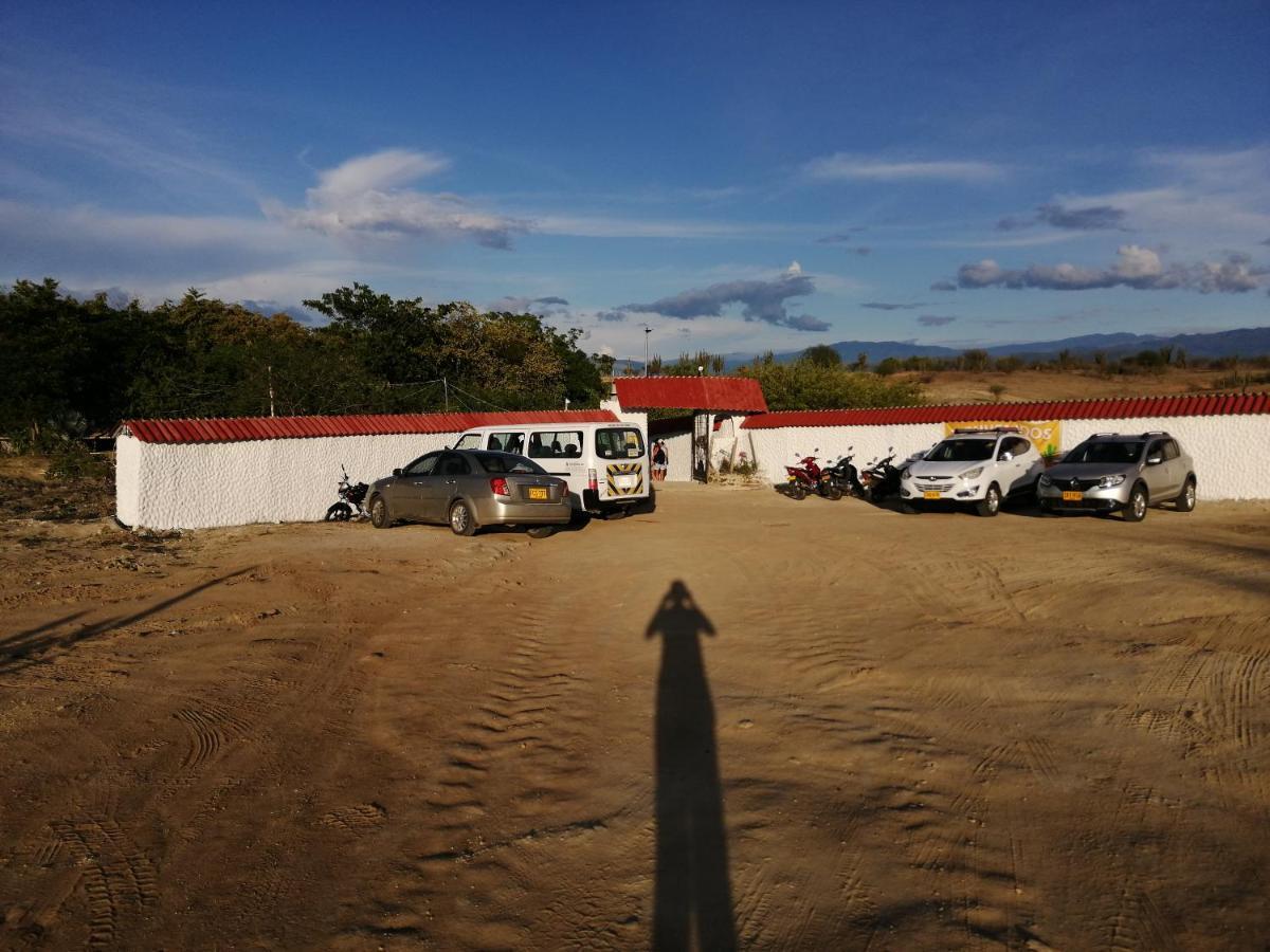 El Penon De Constantino - Tatacoa Otel Villavieja Dış mekan fotoğraf